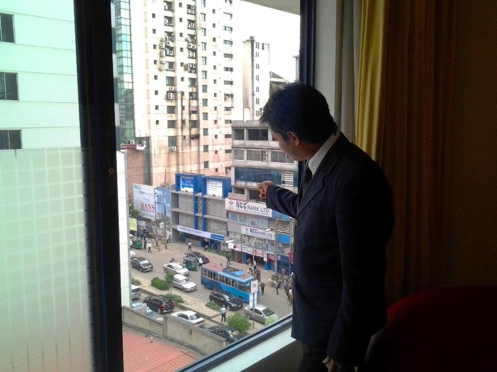 Hotel Washington Dhaka Esterno foto